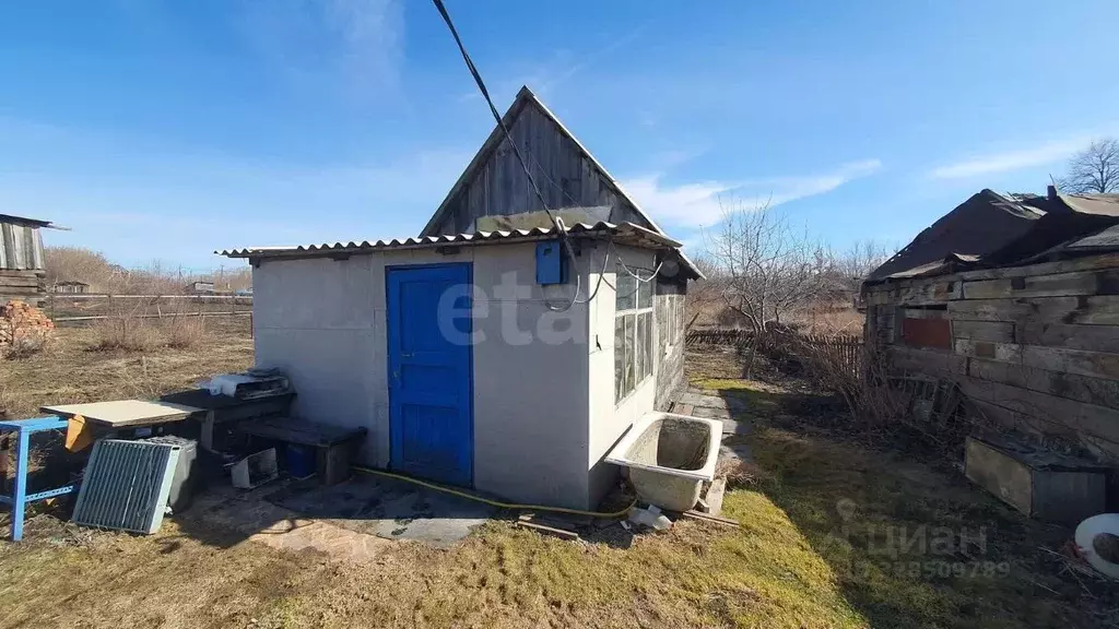 Участок в Кемеровская область, Топки ул. Максима Горького (9.6 сот.) - Фото 1