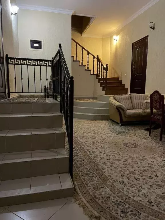 Дом в Дагестан, Дербент ул. Имени Лямета Абасова, 22 (250 м) - Фото 2