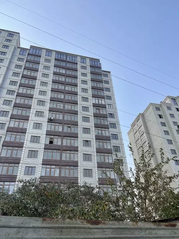 1-к кв. Дагестан, Махачкала ул. Азизова, 38 (50.0 м) - Фото 1