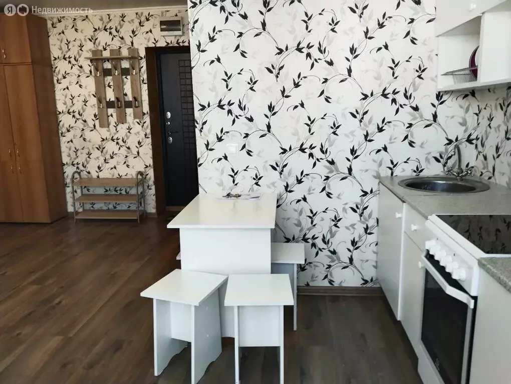 Квартира-студия: посёлок городского типа Стройкерамика, улица ... - Фото 2