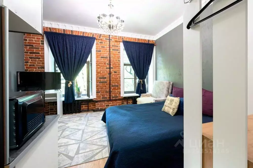 Комната Санкт-Петербург Старо-Петергофский просп., 9а - Фото 1