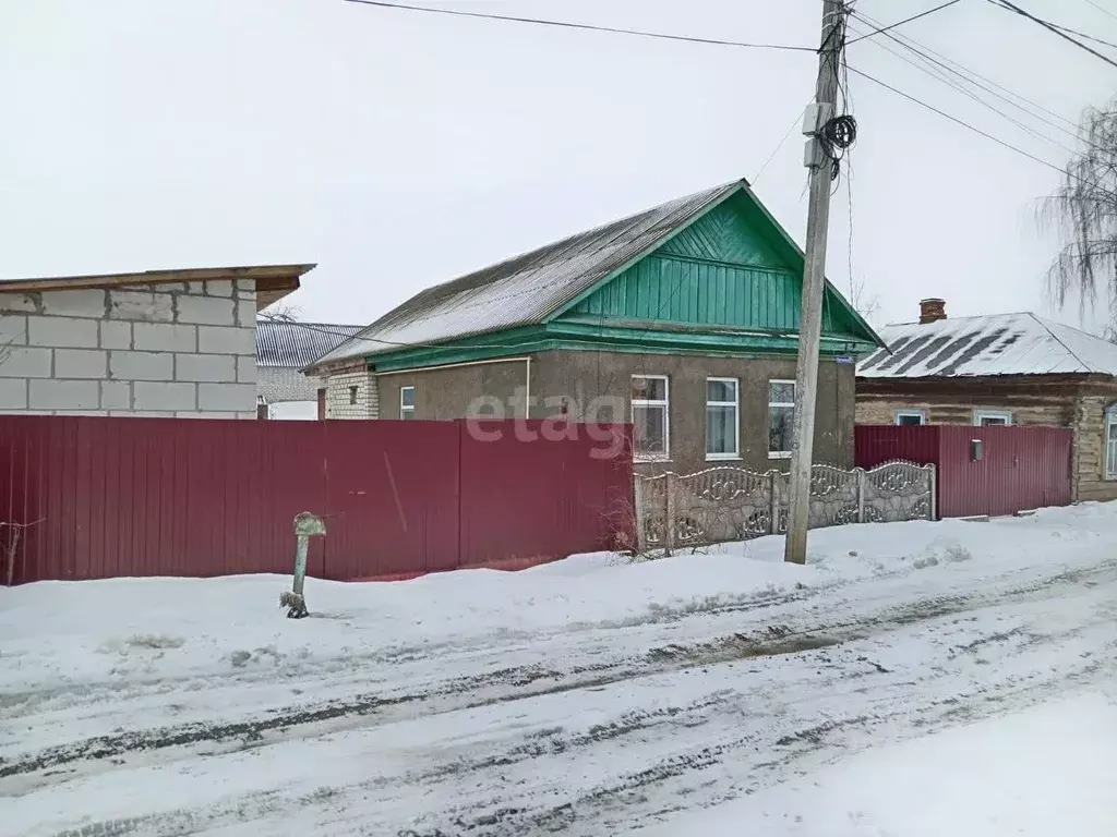 Дом в Брянская область, Стародуб Трудовая ул. (83 м) - Фото 0