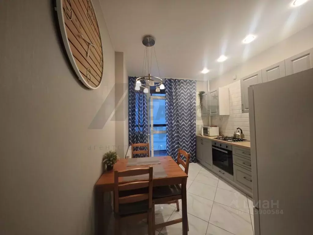 1-к кв. Калининградская область, Калининград Тихорецкая ул., 22Б (31.9 ... - Фото 1