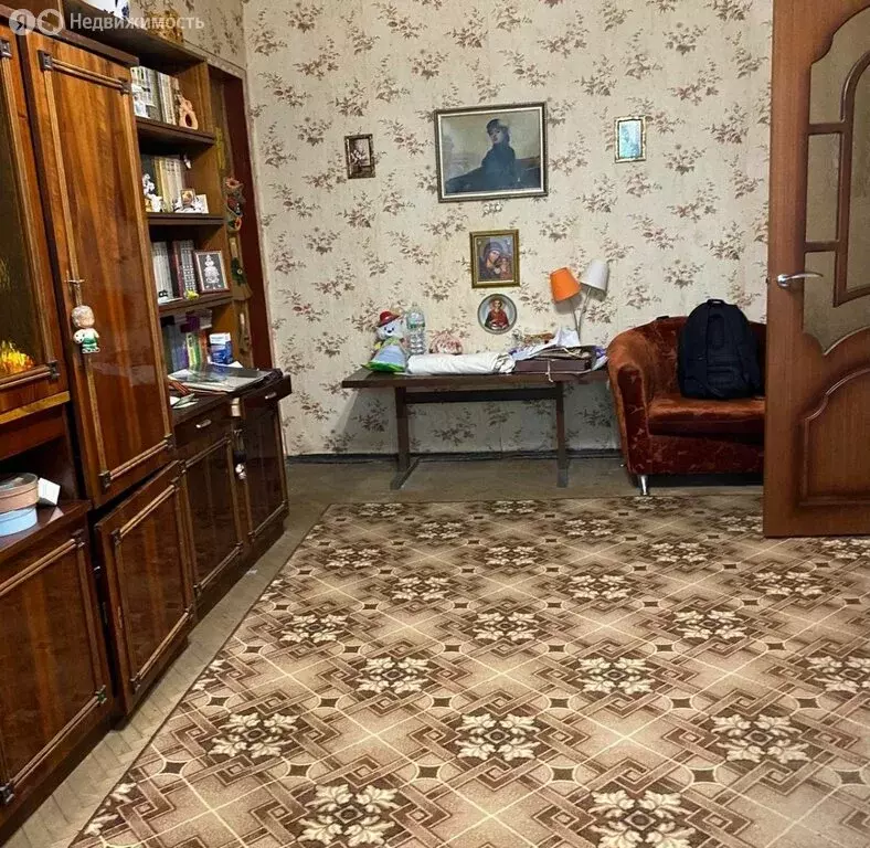 3-комнатная квартира: Санкт-Петербург, улица Шателена, 8 (55.8 м) - Фото 1