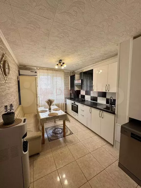 3-к. квартира, 70 м, 2/5 эт. - Фото 0