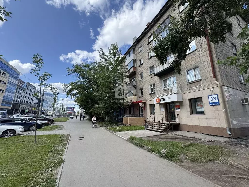 Торговая площадь в Новосибирская область, Новосибирск ул. Ватутина, 33 ... - Фото 0