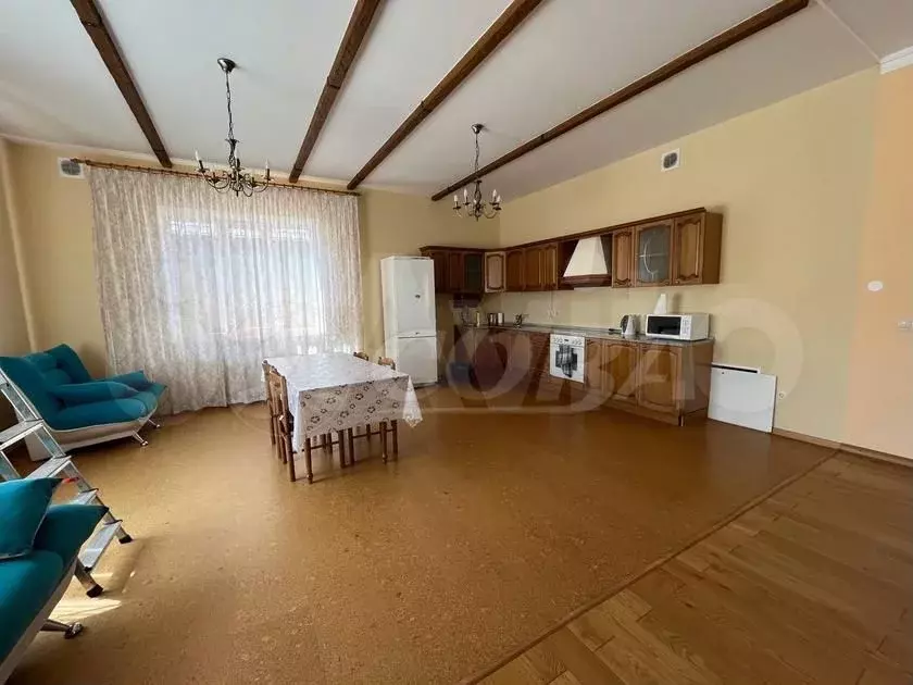 Коттедж 180 м на участке 10 сот. - Фото 0