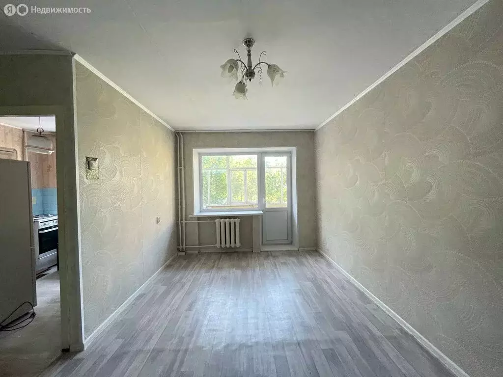 1-комнатная квартира: Миасс, улица Добролюбова, 10 (30 м) - Фото 1
