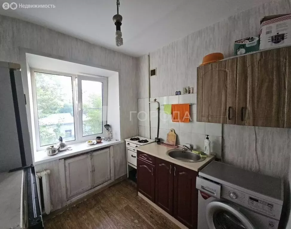 3-комнатная квартира: Барнаул, проспект Ленина, 27А/64А (54 м) - Фото 1