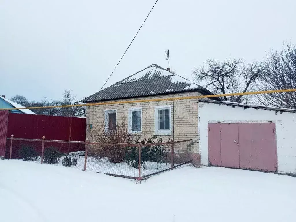 Дом в Белгородская область, Корочанский район, Проходенское с/пос, с. ... - Фото 0