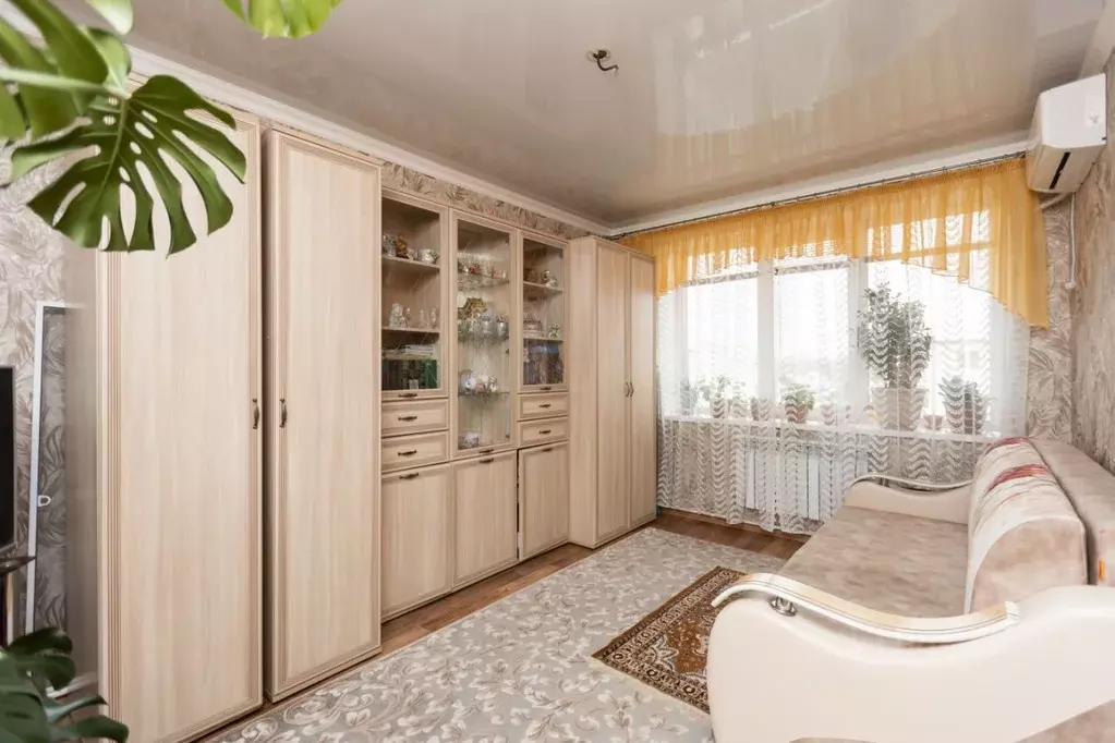 1-к кв. Оренбургская область, Оренбург Центральная ул., 32/1 (30.0 м) - Фото 1