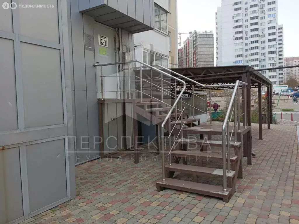 Помещение свободного назначения (350 м) - Фото 1