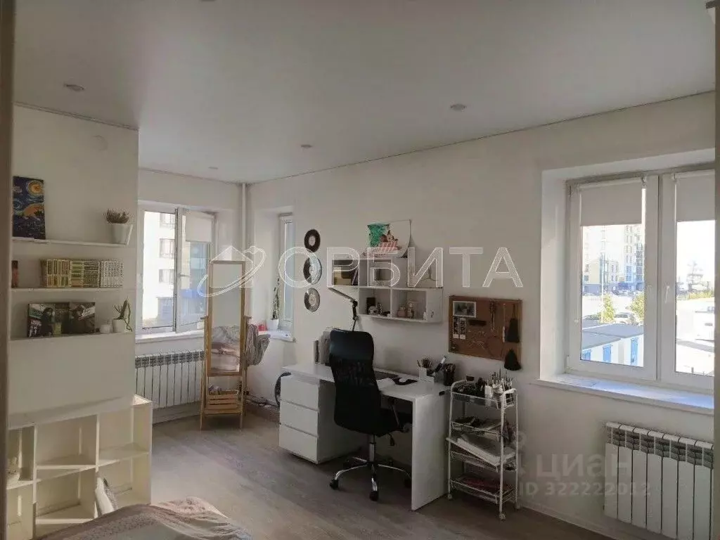 2-к кв. Тюменская область, Тюмень ул. Мельникайте, 32к2 (82.2 м) - Фото 1