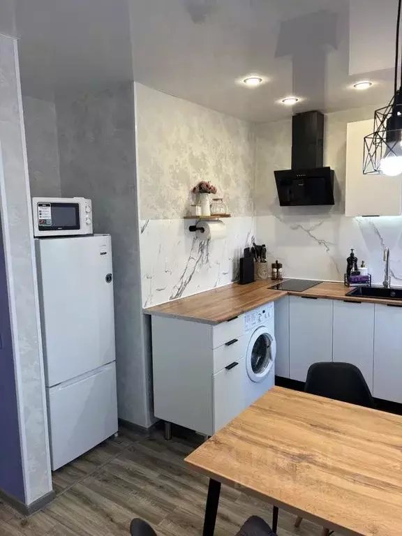 2-к кв. Карелия, Сортавала ул. Вяйнемяйнена, 8 (49.0 м) - Фото 1