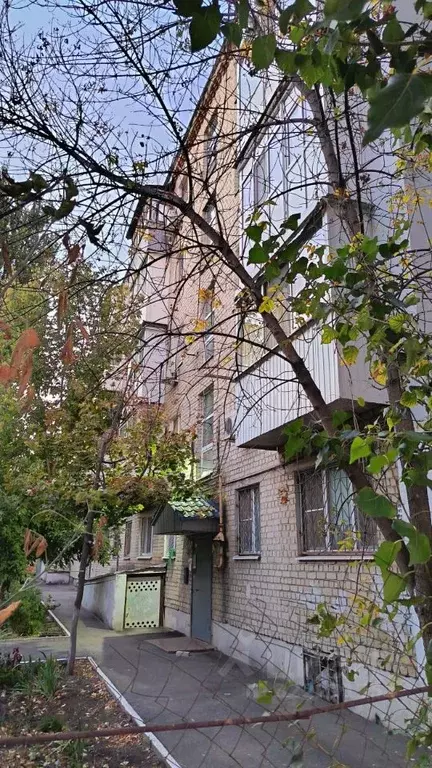 2-к кв. Саратовская область, Саратов ул. Имени Сакко и Ванцетти, 10 ... - Фото 0