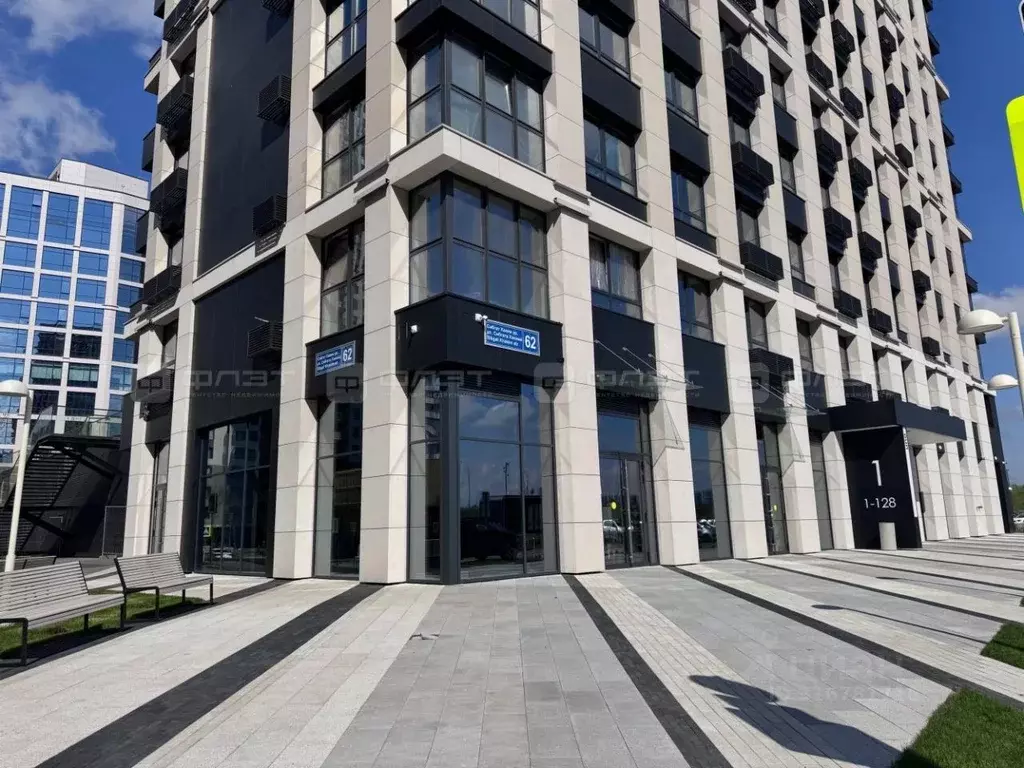 3-к кв. Татарстан, Казань ул. Сибгата Хакима, 62 (92.0 м) - Фото 1