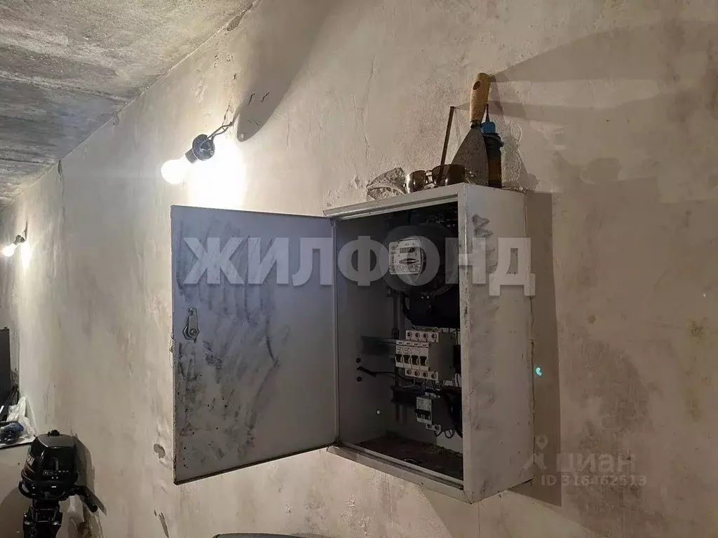 Гараж в Новосибирская область, Новосибирск Народная ул., 24 (35 м) - Фото 1