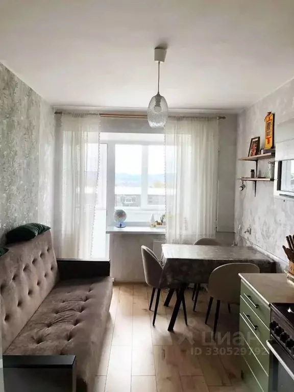1-к кв. Бурятия, Улан-Удэ ул. Буйко, 32 (42.8 м) - Фото 1