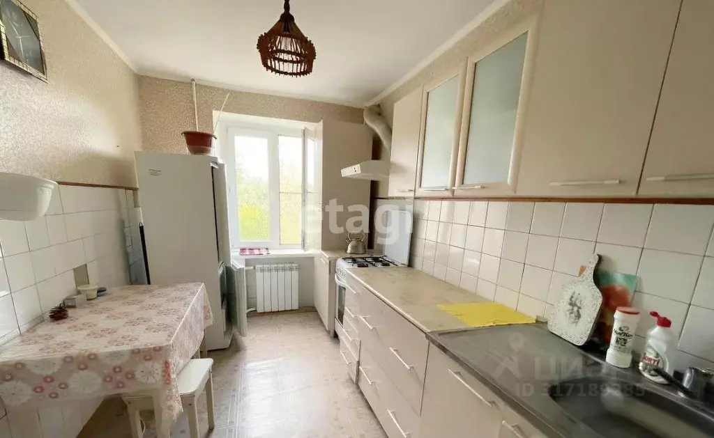2-к кв. Краснодарский край, Горячий Ключ ул. Ленина, 207 (53.0 м) - Фото 0