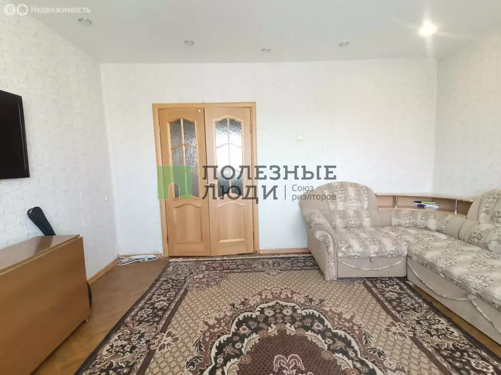 3-комнатная квартира: Красноярск, улица Алексеева, 101 (66.4 м) - Фото 0