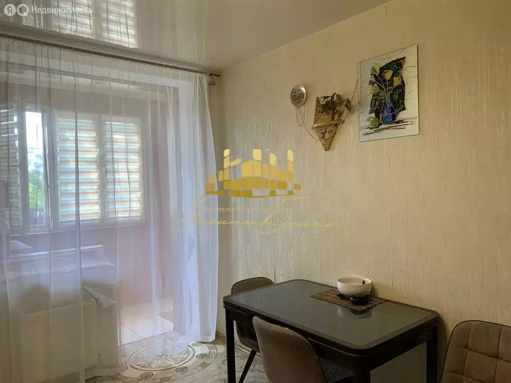 2-комнатная квартира: Севастополь, улица Челнокова, 12/1 (60 м) - Фото 2