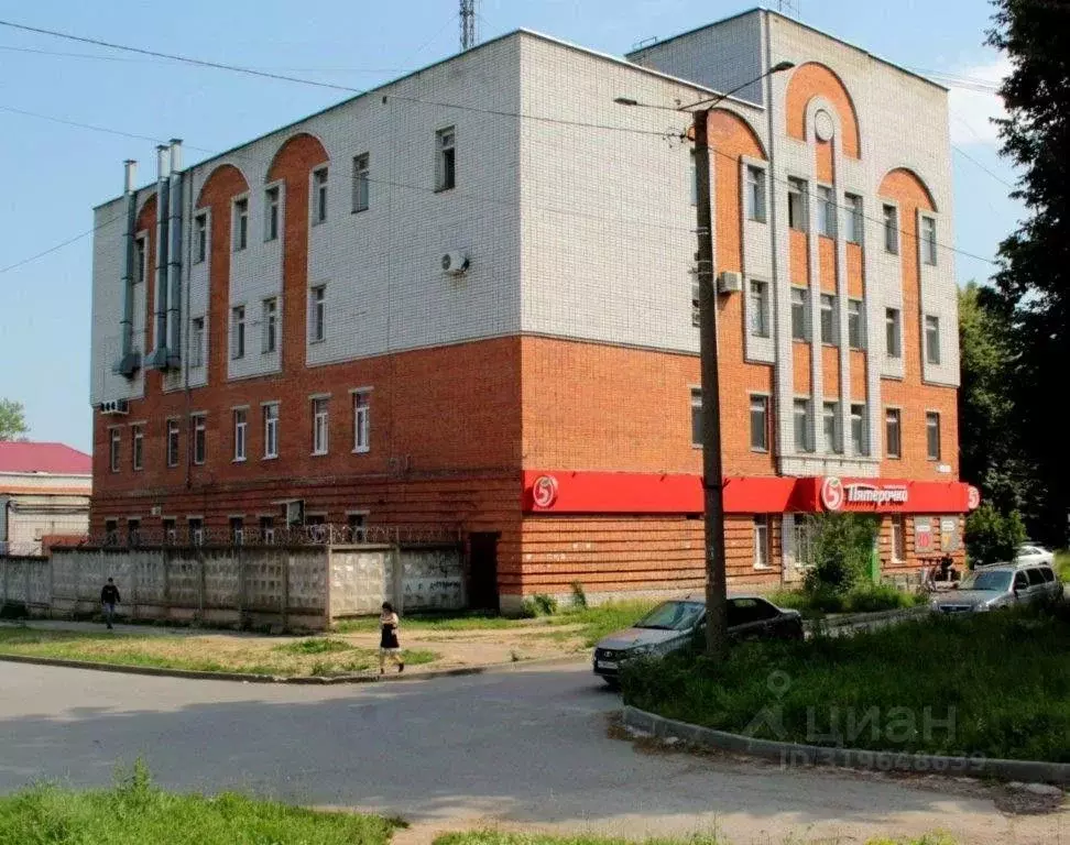 Помещение свободного назначения в Чувашия, Новочебоксарск Молодежная ... - Фото 0