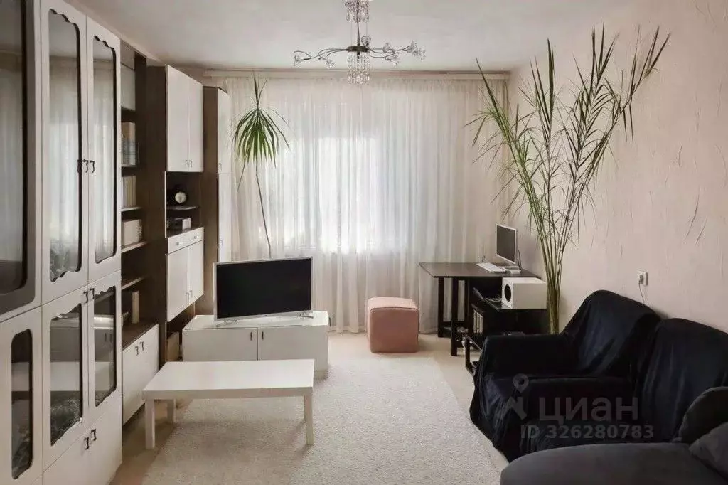 2-к кв. Крым, Симферополь ул. Балаклавская, 45 (64.0 м) - Фото 1