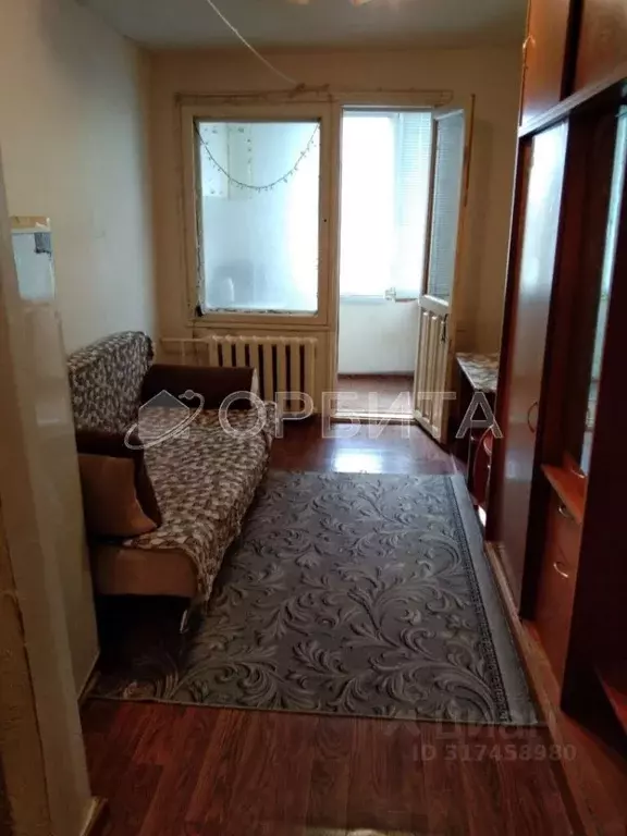 Комната Тюменская область, Тюмень ул. Республики, 239 (13.0 м) - Фото 0