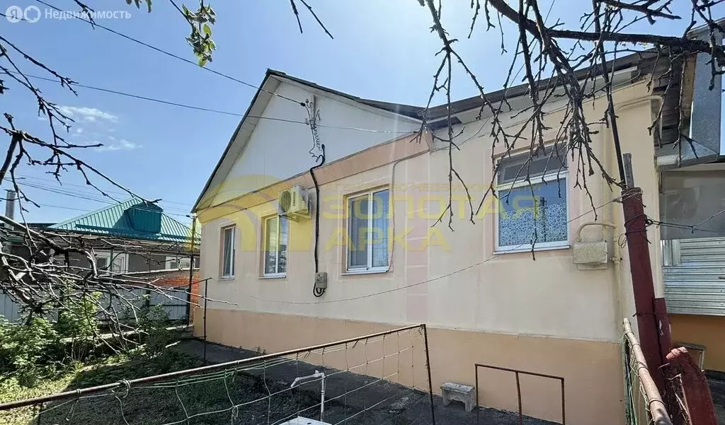 Дом в Крымск, улица 1 Мая (60 м) - Фото 1