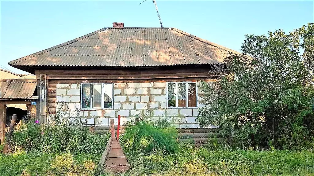 Дом в Пермский край, Осинский городской округ, с. Крылово ул. Ленина, ... - Фото 0