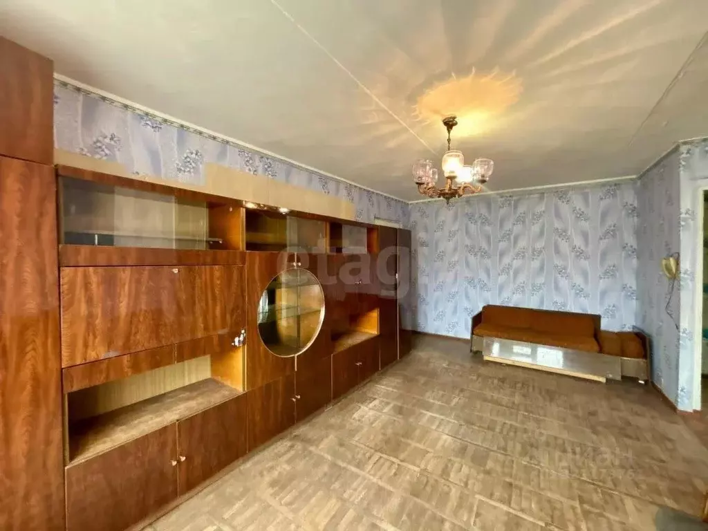 3-к кв. Псковская область, Остров 1 Мая ул., 5 (60.6 м) - Фото 1