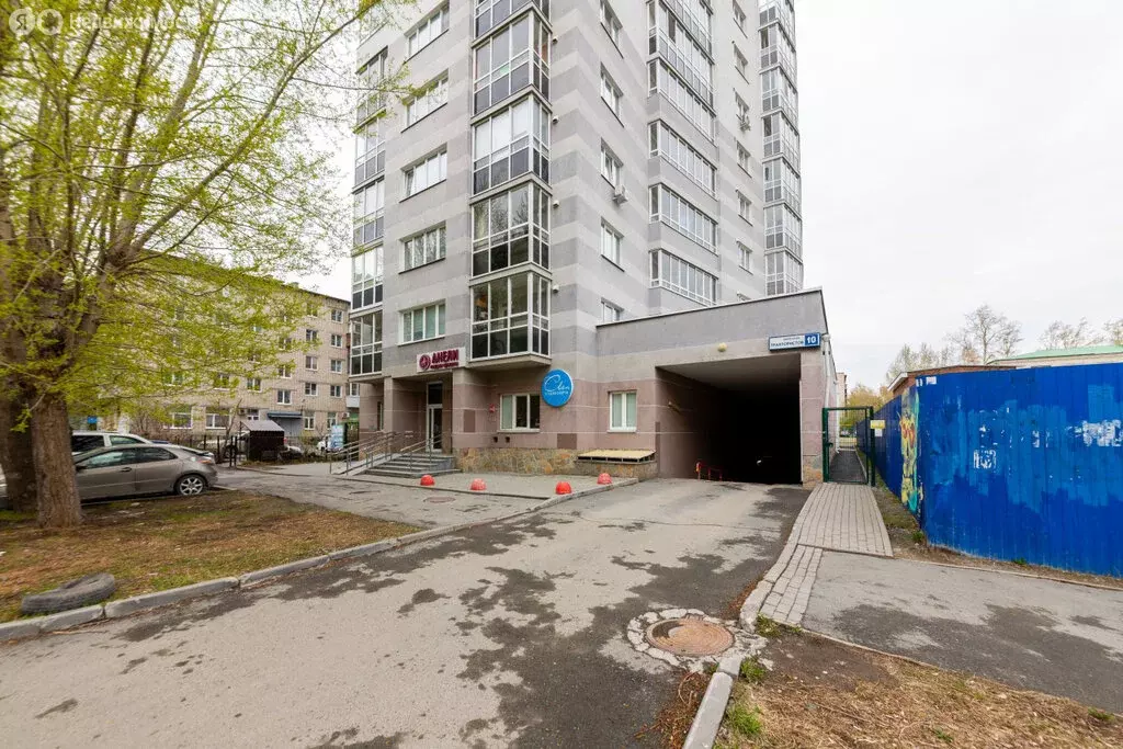 3-комнатная квартира: Екатеринбург, переулок Трактористов, 10 (97.8 м) - Фото 0