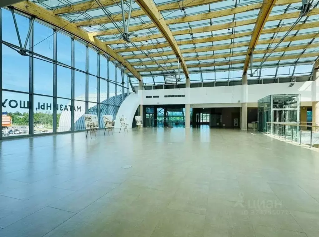 Помещение свободного назначения в Санкт-Петербург просп. Лахтинский, ... - Фото 1