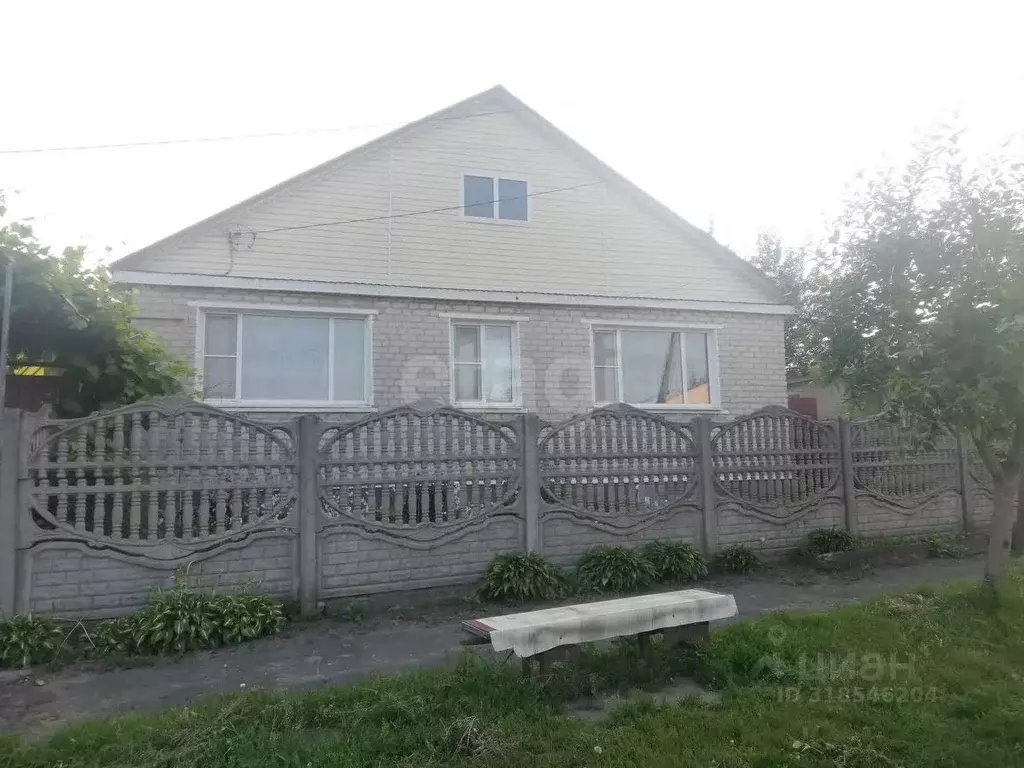 Дом в Курская область, Льгов Садовая ул., 52 (110 м) - Фото 1
