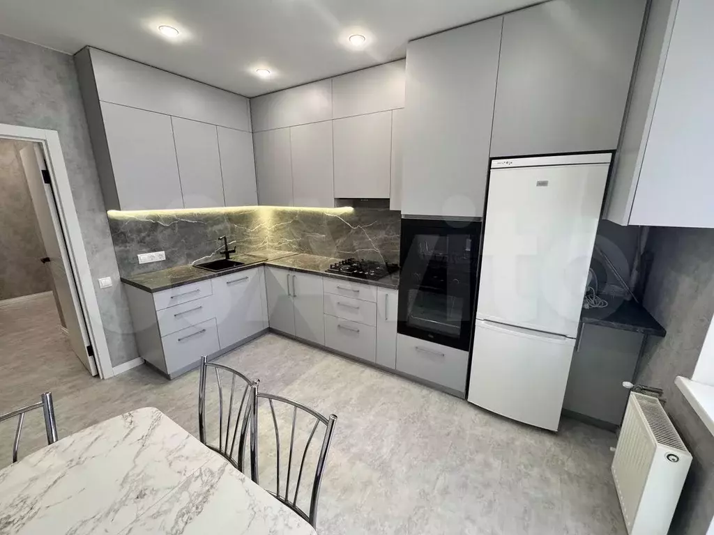 1-к. квартира, 46 м, 8/9 эт. - Фото 1