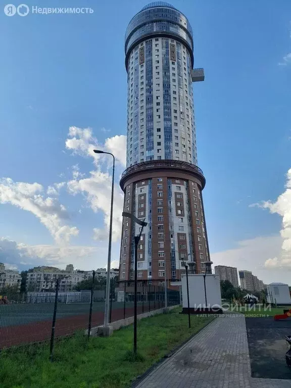 3-комнатная квартира: Химки, улица Кудрявцева, 16 (90 м) - Фото 0
