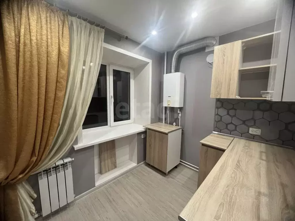 3-к кв. Владимирская область, Ковров ул. Лопатина, 13/5 (60.7 м) - Фото 0