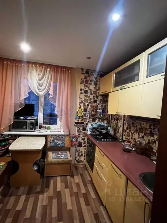 2-к кв. Нижегородская область, Нижний Новгород Невская ул., 21 (52.6 ... - Фото 1