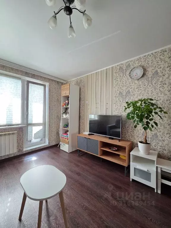 1-к кв. Омская область, Омск ул. Василия Маргелова, 354 (36.5 м) - Фото 1