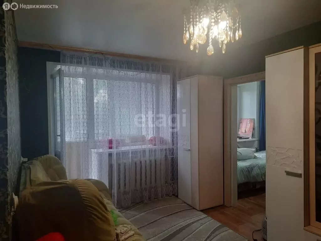 3-комнатная квартира: Абакан, улица Ивана Ярыгина, 20 (40.6 м) - Фото 1