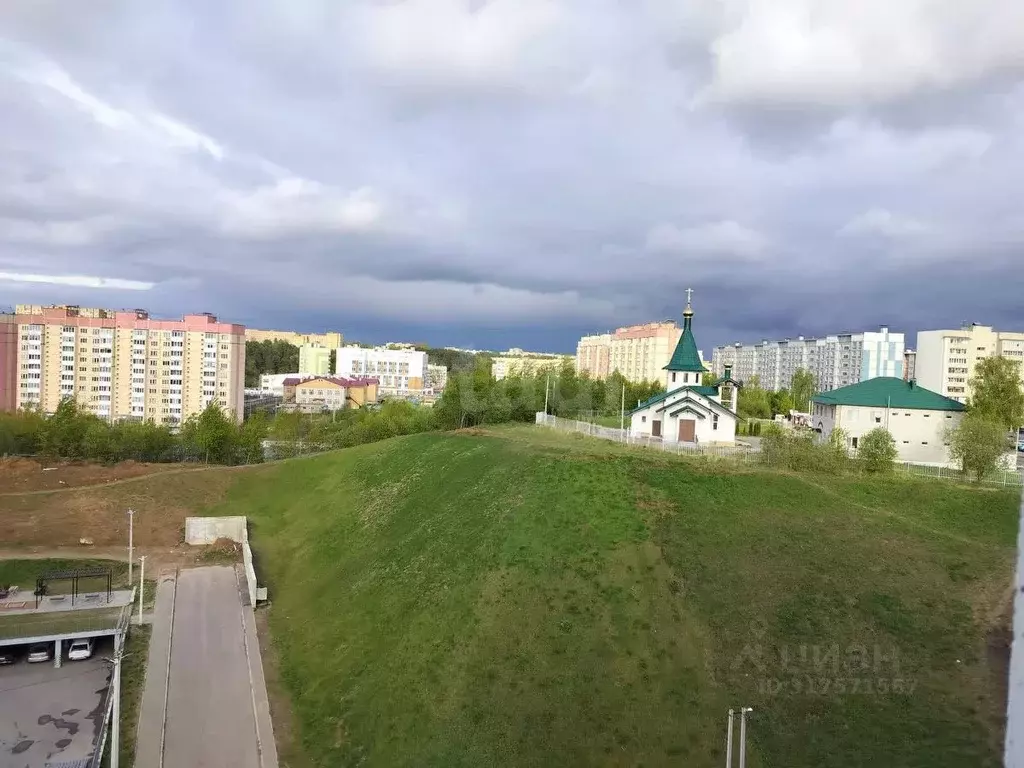 2-к кв. Смоленская область, Смоленск ул. Звездная, 8 (58.0 м) - Фото 0