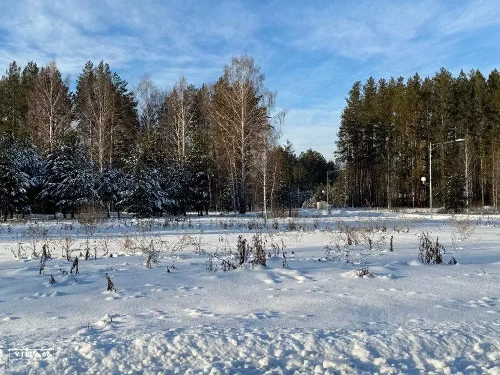 Участок в Свердловская область, Сысертский городской округ, пос. ... - Фото 0