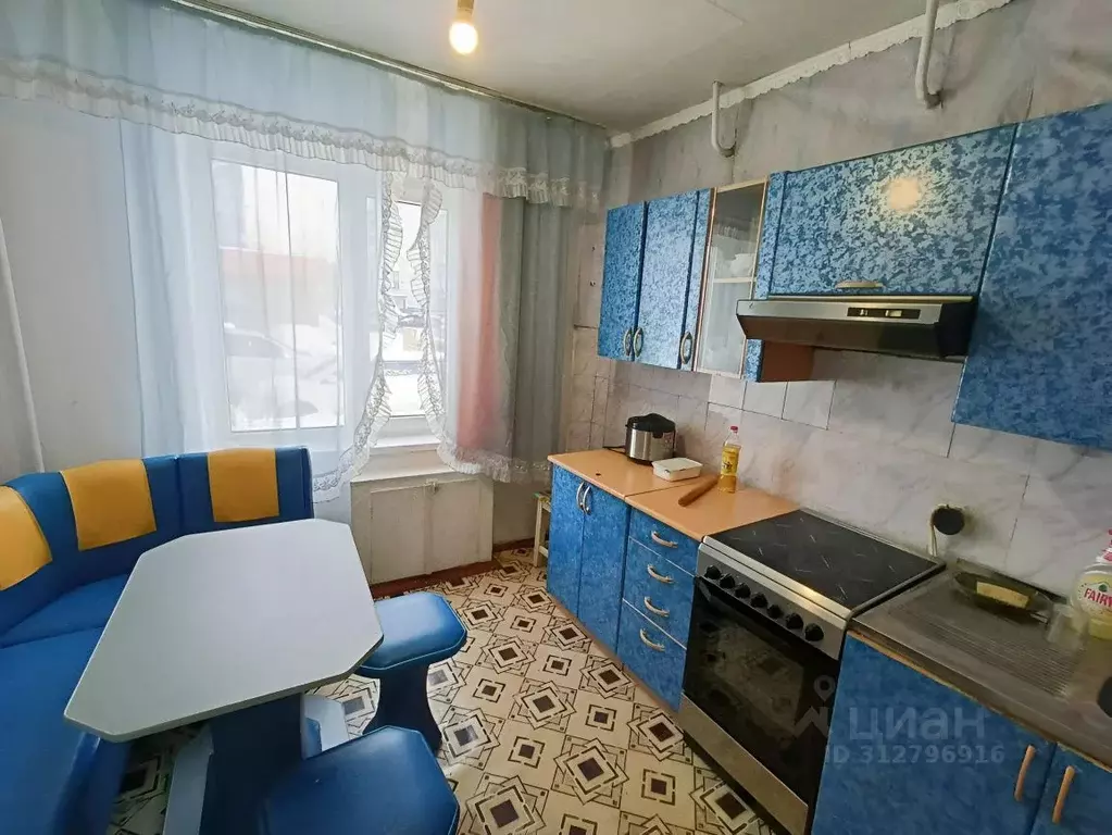 3-к кв. Кемеровская область, Новокузнецк просп. Запсибовцев, 6 (67.0 ... - Фото 1