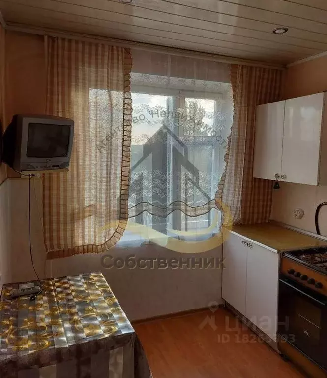 2-к кв. Белгородская область, Старый Оскол Парковый мкр, 22 (48.0 м) - Фото 0