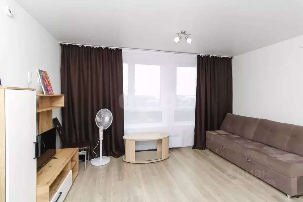 Студия Тюменская область, Тюмень Полевая ул., 117к3 (27.2 м) - Фото 1