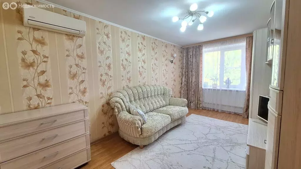 3-комнатная квартира: село Шарапово, улица Ленина, 2 (52 м) - Фото 1