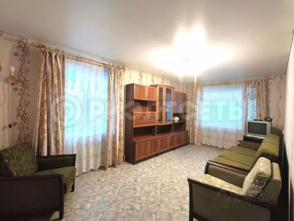 3-к кв. Мурманская область, Мурманск ул. Достоевского, 6 (57.2 м) - Фото 0