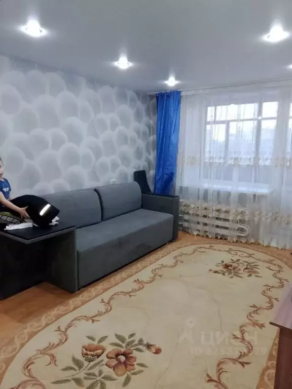 2-к кв. Татарстан, Зеленодольск ул. Королева, 8 (50.5 м) - Фото 1