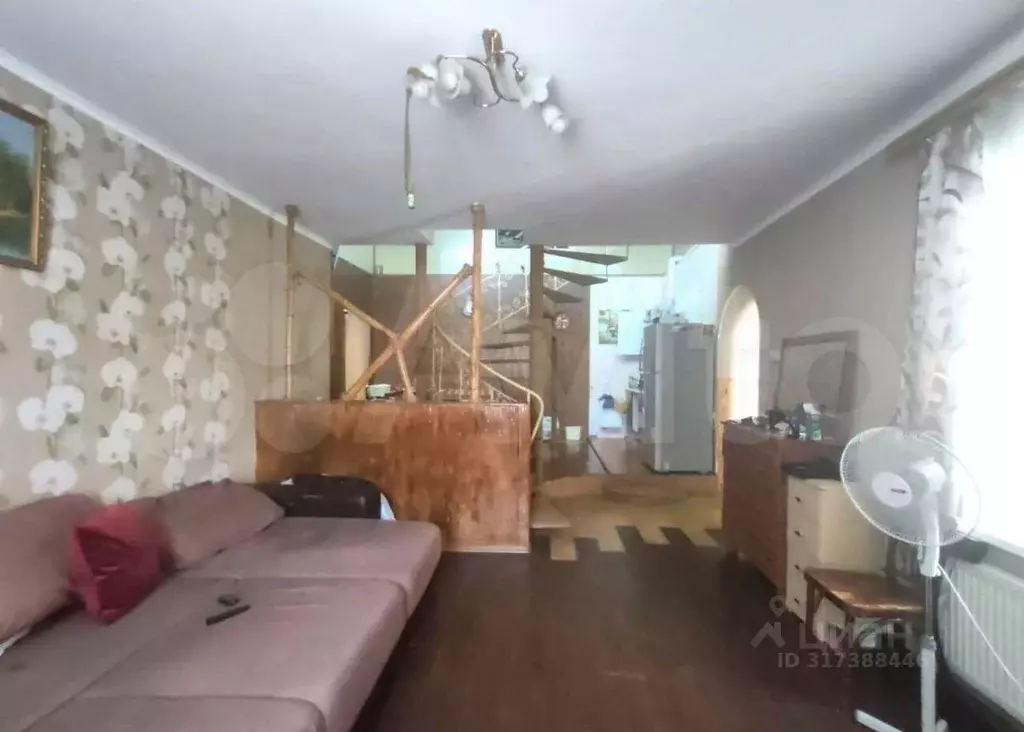 Дом в Крым, Евпатория ул. Крымская, 4 (100 м) - Фото 1