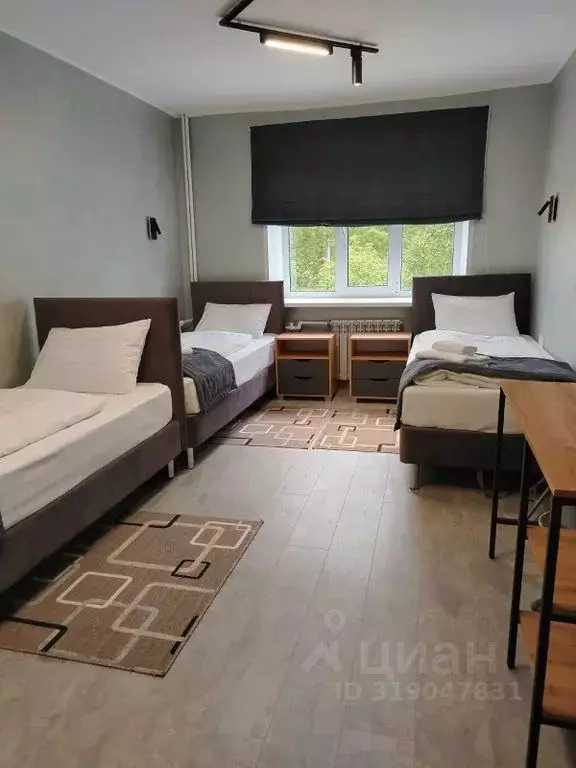 Комната Мурманская область, Полярные Зори ул. Ломоносова, 16 - Фото 0